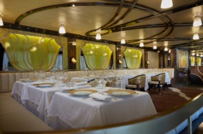 Regent Seven Seas Explorer - Chartreuse restaurant