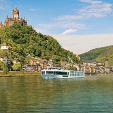 Scenic Opal on the Moselle river
