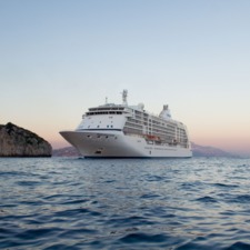 Regent Seven Seas Voyager in Capri