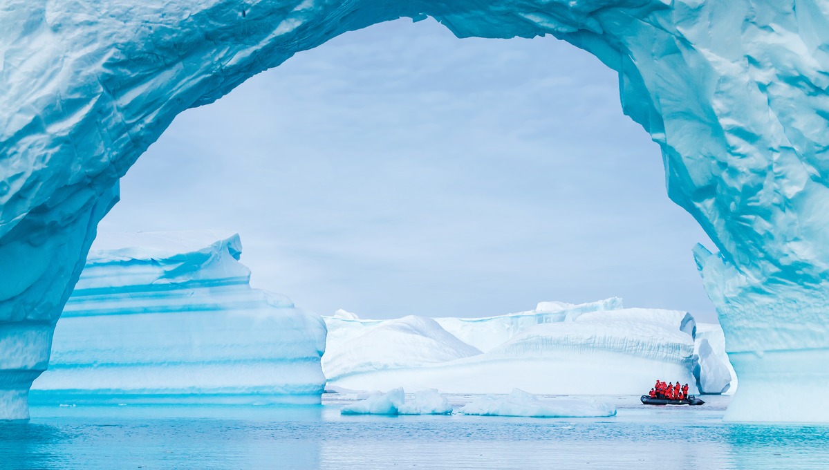 Mundy Adventures - Lindblad Expeditions cruise in Antarctica