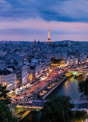 Seine river cruise through Paris