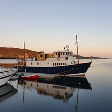 Glen Shiel in harbour