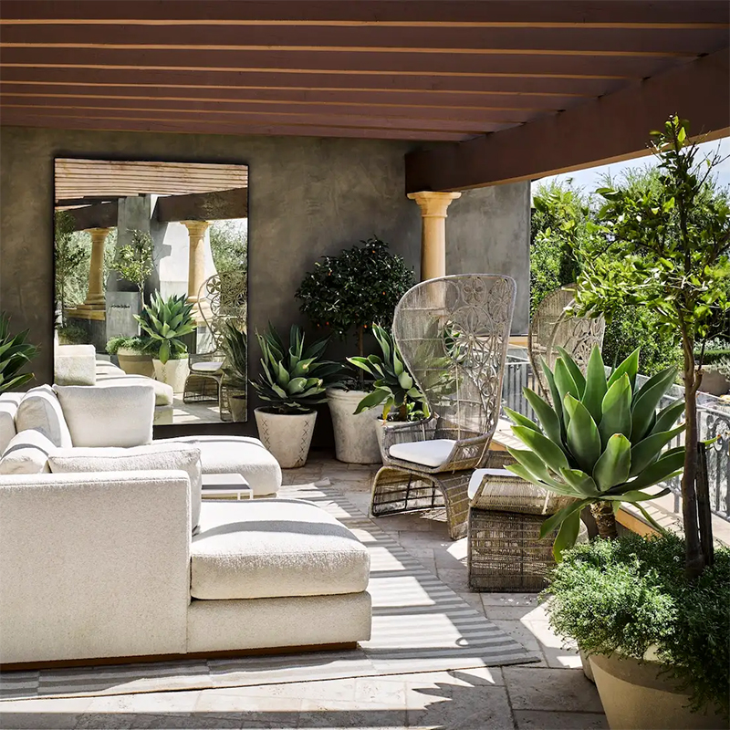 Martyn Lawrence Bullard – Exuberant And Functional Residences