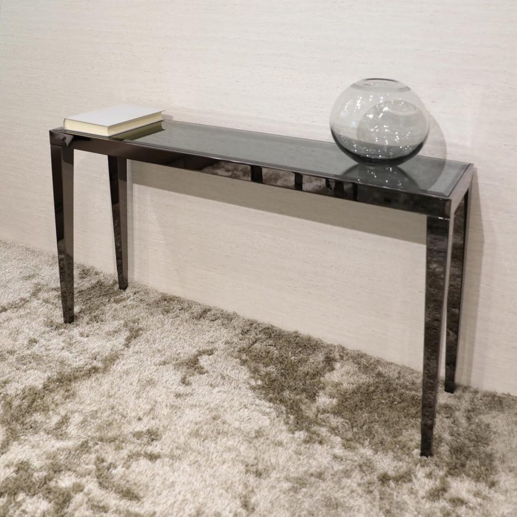 50 Luxury Consoles