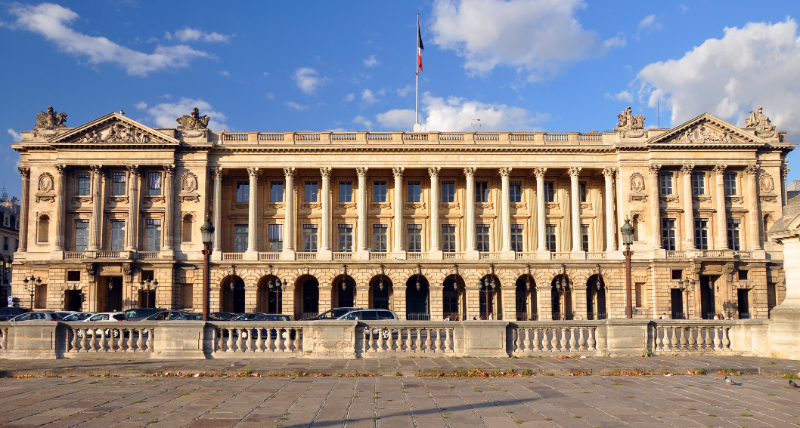 Design Museum in Paris Opens In The Place Of A Luxury Hotel