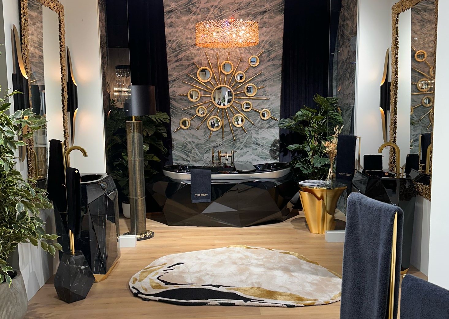 Interior Design Essentials: Discovering Rug Trends with Rug'Society