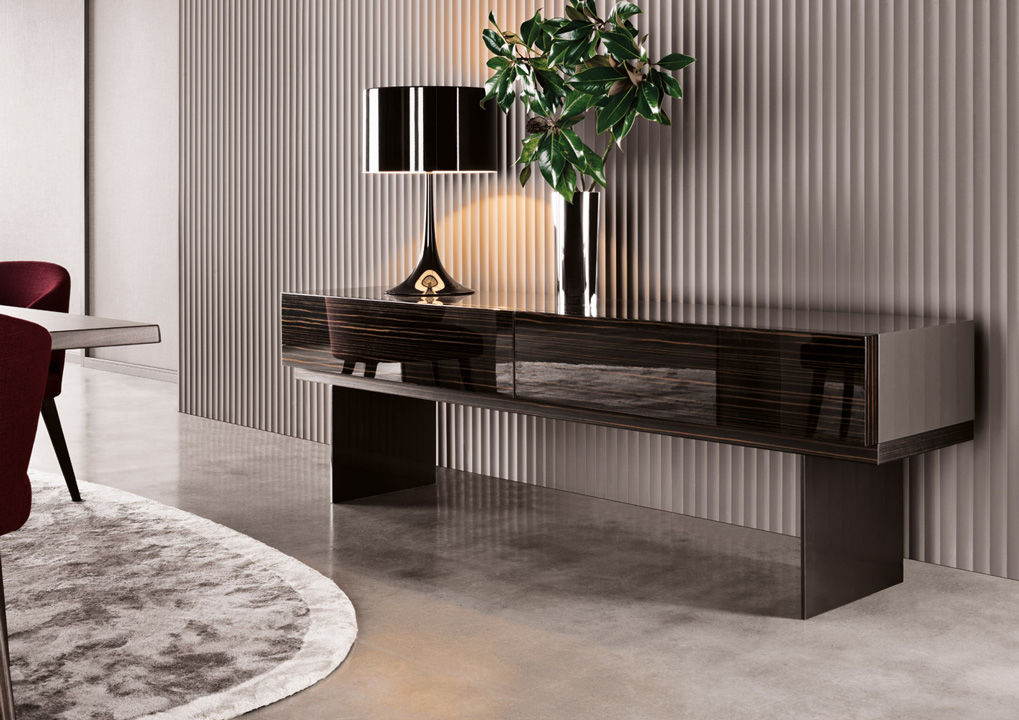 50 Luxury Consoles